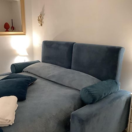 Tinnyhouse Neapol Zewnętrze zdjęcie
