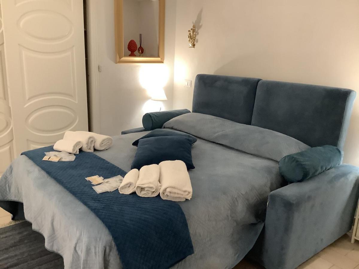Tinnyhouse Neapol Zewnętrze zdjęcie