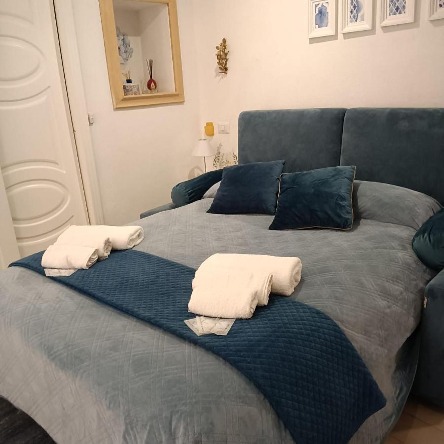 Tinnyhouse Neapol Zewnętrze zdjęcie